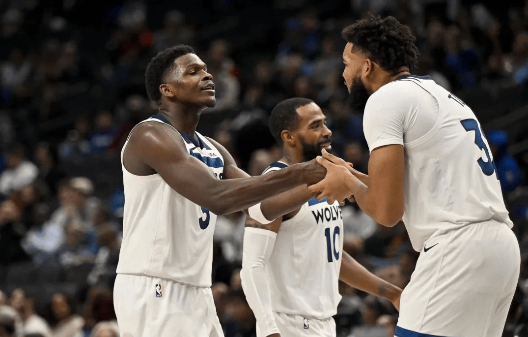 转折点明尼苏达森林狼更衣室发声，欧篮联清晨攻防权衡，压力陡增，赛程密集仍需轮换的简单介绍